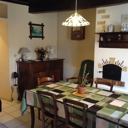 La Ferme Du Daunat Bed & Breakfast Escaunets